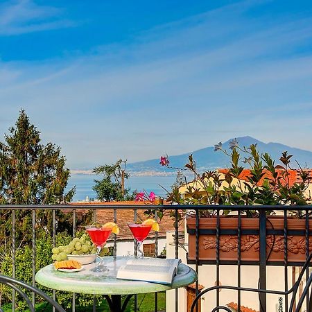 Casa Vacanze Villa Antonella By Gocce Vico Equense Eksteriør bilde