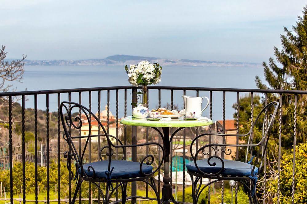 Casa Vacanze Villa Antonella By Gocce Vico Equense Eksteriør bilde